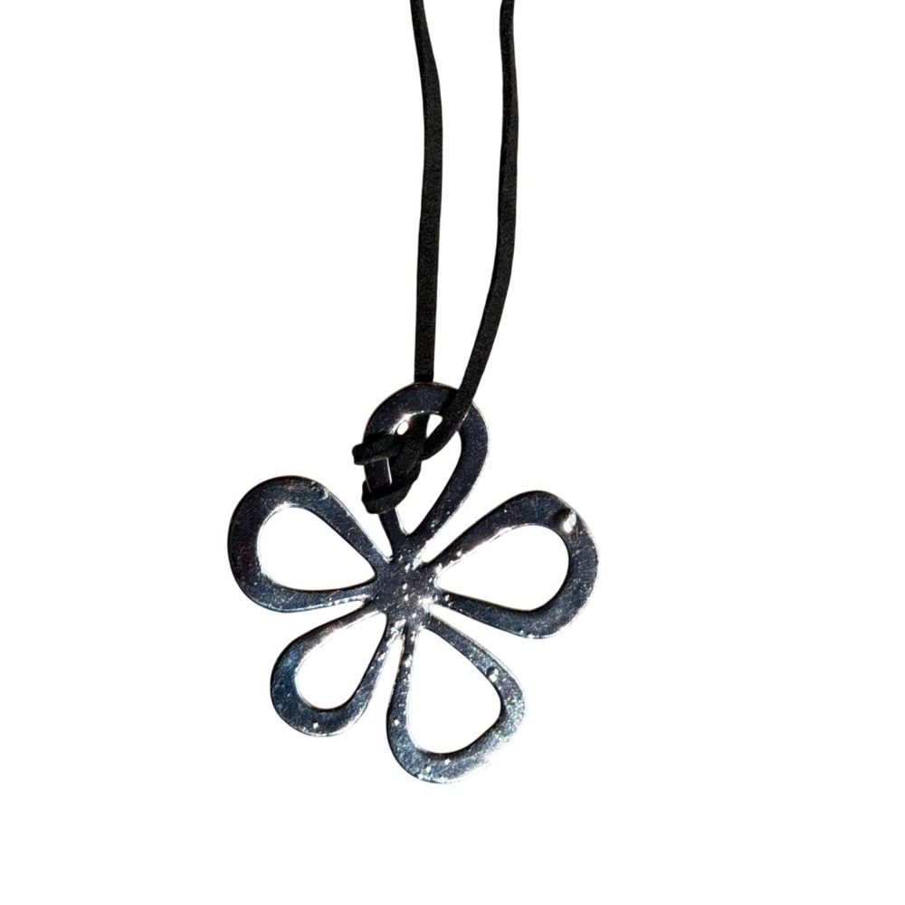 Boho Silver Tone Hammered Flower Pendant Long Black‎ Cord Necklace Y2K Nature